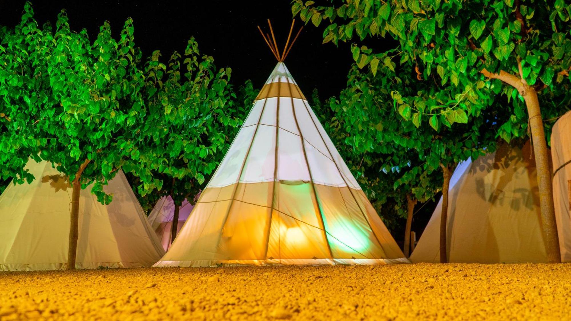 Camping El Roble Valderrobres Esterno foto